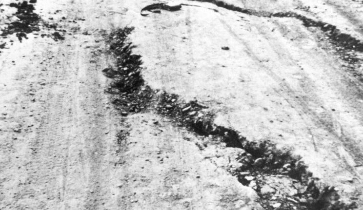 Vegskemmdir á þjóðveginum sunnan við Vegamót