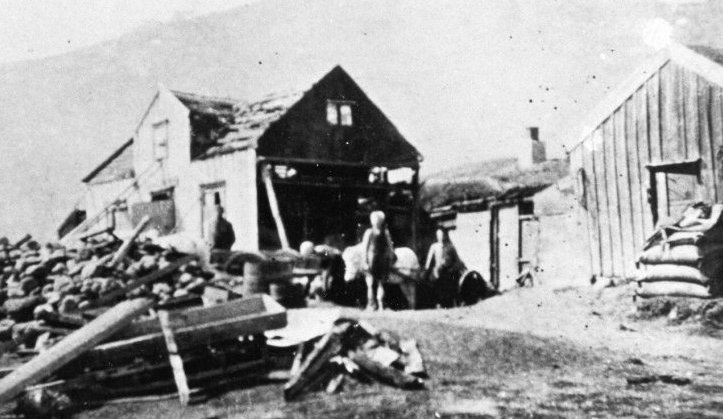 Ytra-Holt í Svarfaðardal