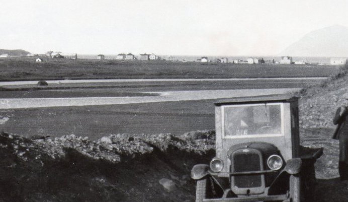 Horft til Dalvíkur frá Höfða árið 1932/33