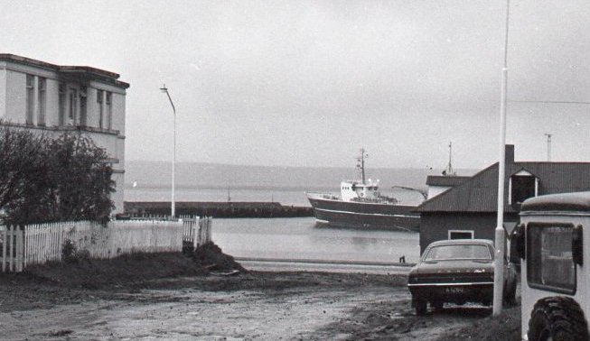 Horft úr á höfn frá Sognstúni