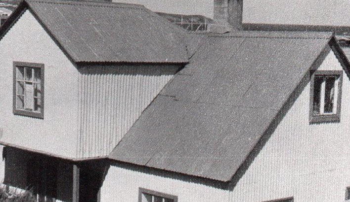 Kampur við Hafnarbraut. Húsið var salthús Gránufélagsins