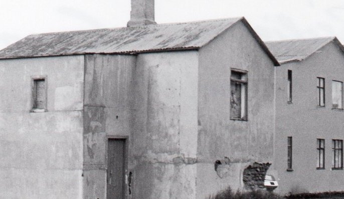 Grund í Grundargötu.