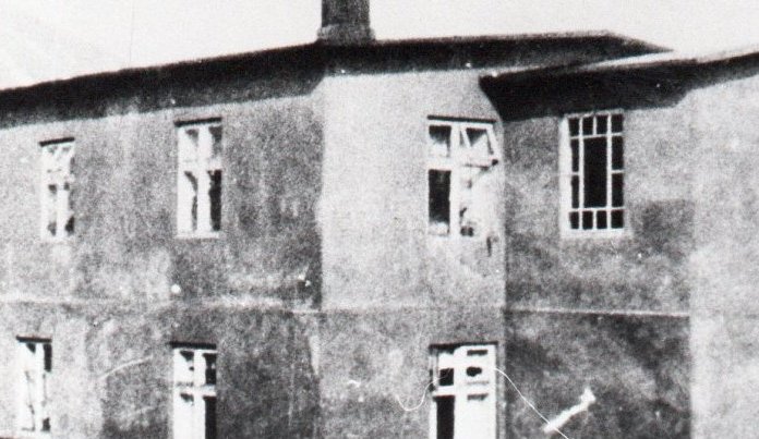 Sólgarðar. Húsið var byggt af Sveinbyrni Jóhannessyni árið 1916.