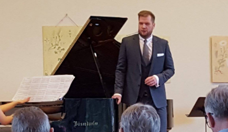 16833167_621458554705669_1771847743_o