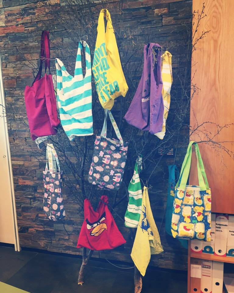 Pokatré bókasafnsins.