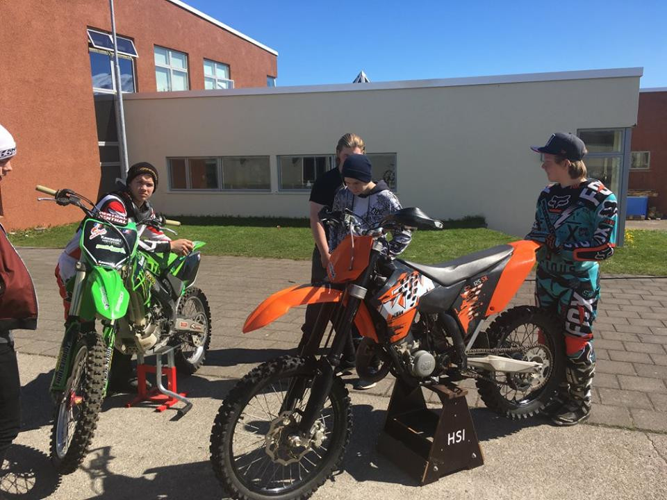 Sköpunarverkefni og lestur