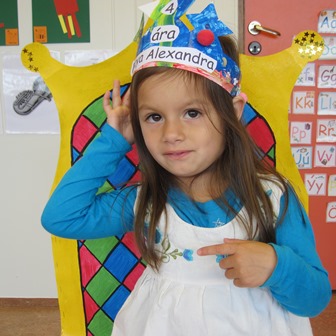 Maya Alexandra 4 ára