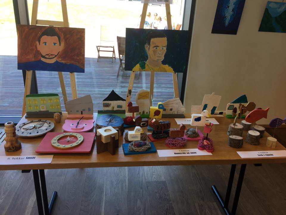 Sýning á verkum nemenda í Bergi