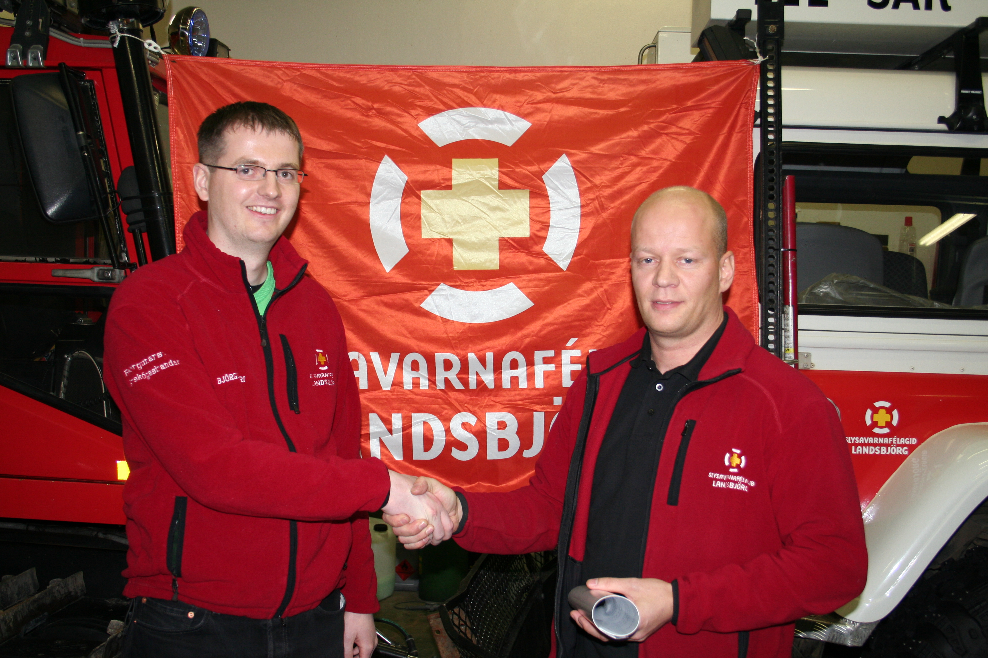 Sameining tveggja björgunarsveita