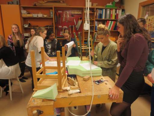 Áhugasviðsverkefni á unglingastigi