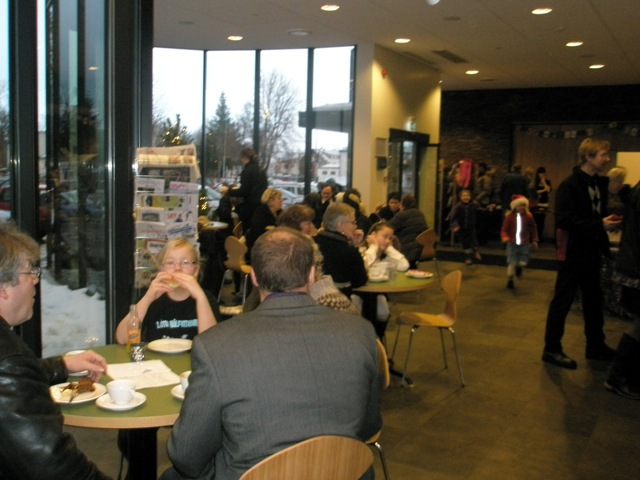 Syngjum saman á Kaffihúsinu í Bergi 18. mars