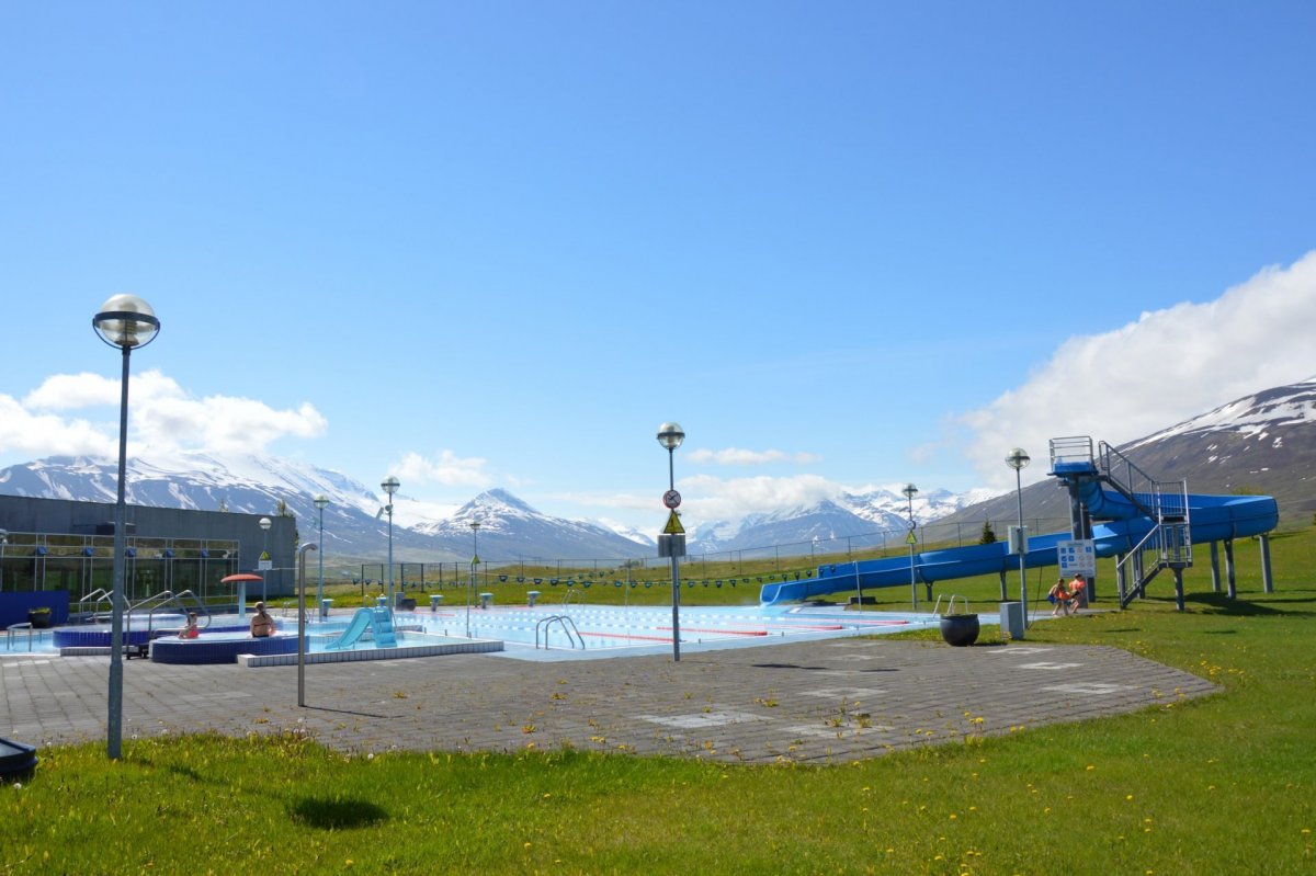 Sumarafleysing í íþróttamiðstöðinni