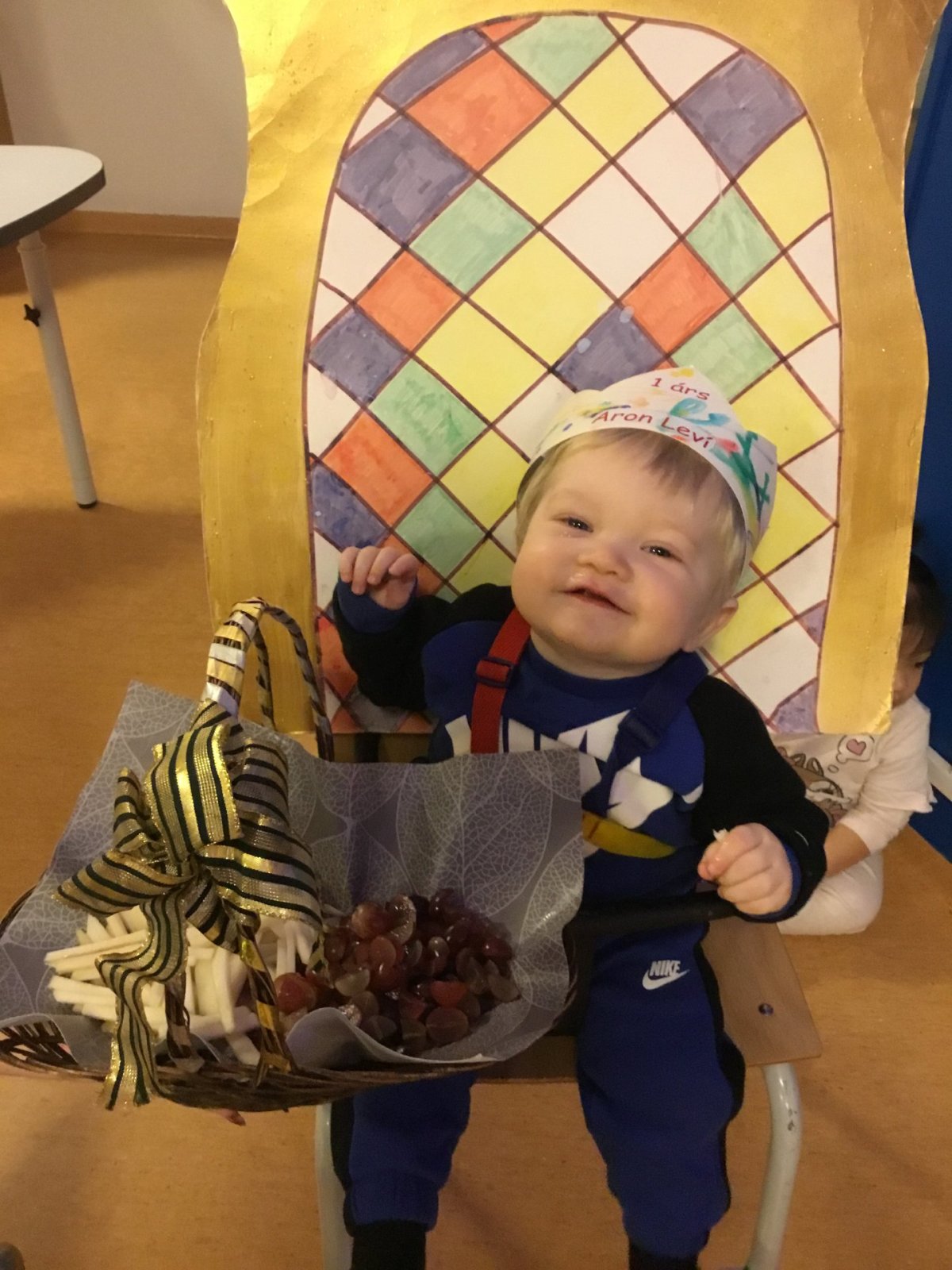 Aron Leví 1 árs