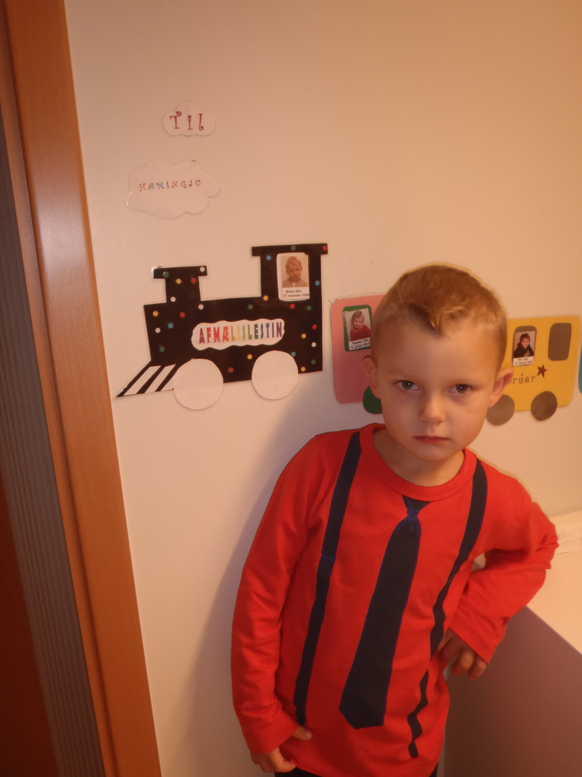 Mikael Máni afmæli