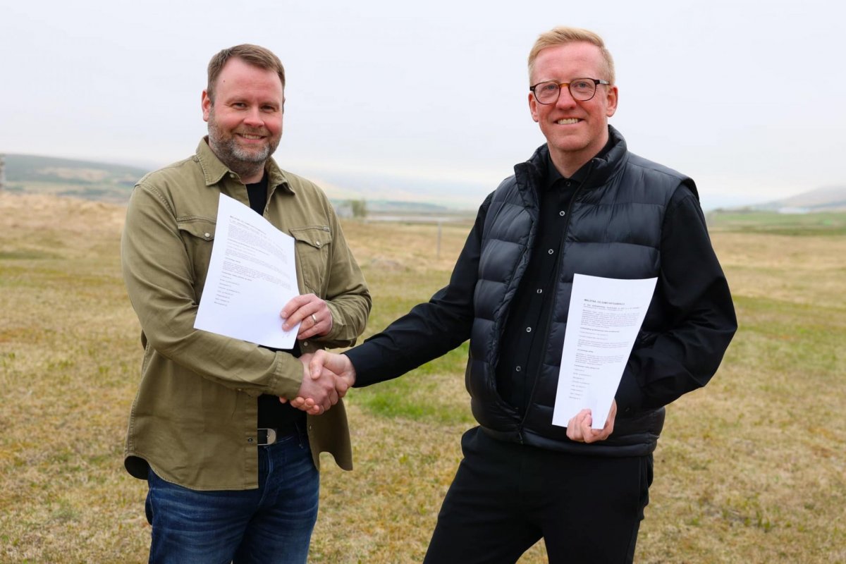 Málefnasamningur D og K lista undirritaður