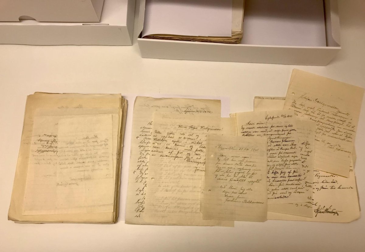 Grúsk í öskju: ÚKEAD