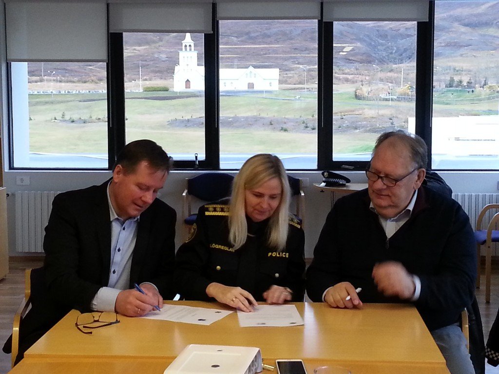 Átak gegn heimilisofbeldi