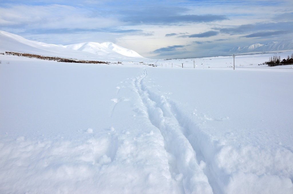 Snjómokstur heldur áfram