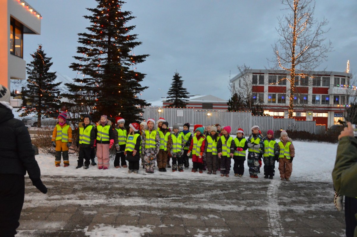 Heimsókn frá 1.bekk í Dalvíkurskóla