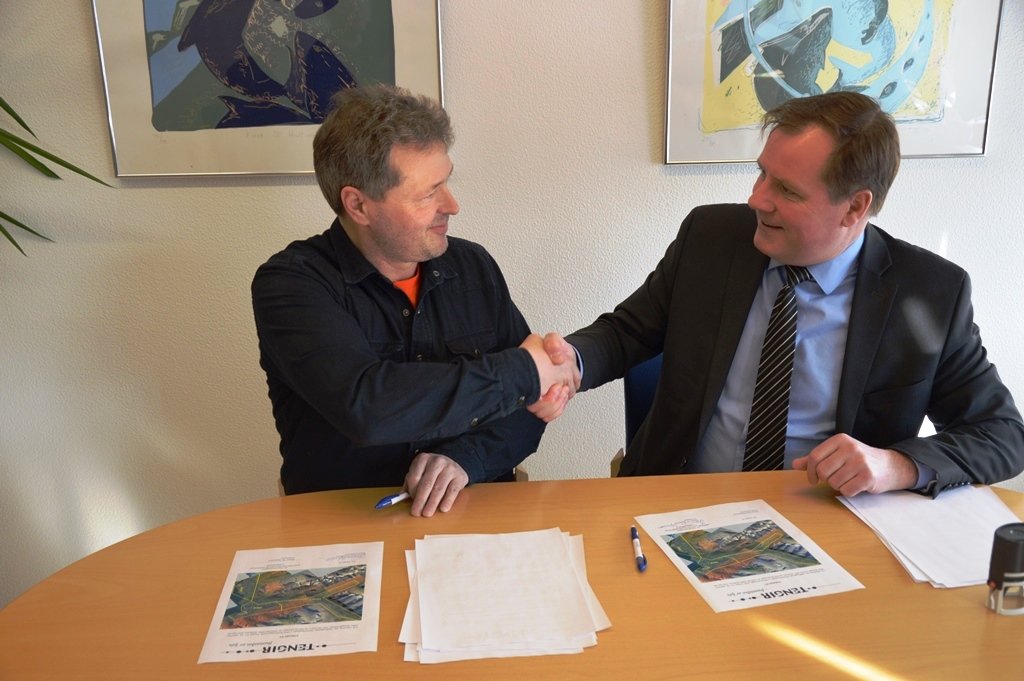 Samningur um lagningu ljósleiðaranets í dreifbýli