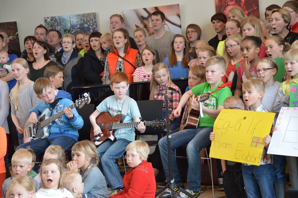 Frábær Eurovision gleði á enda