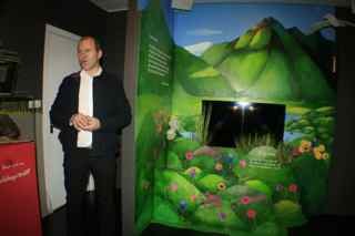 Hátt í hundrað manns komu á opnun