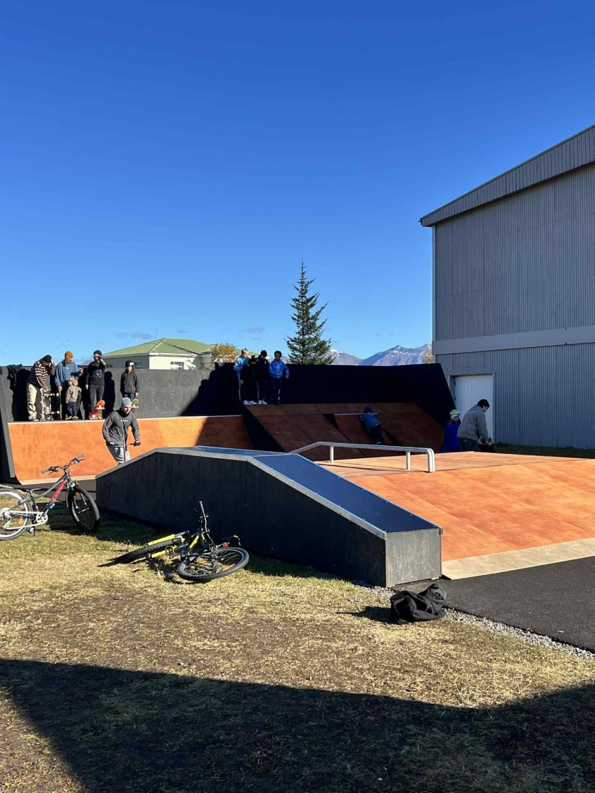 Frístund: Frístundarleiðbeinandi ath. framlengdur umsóknarfrestur.