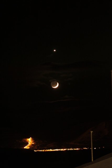 Sérstök staða tunglsins og Venusar