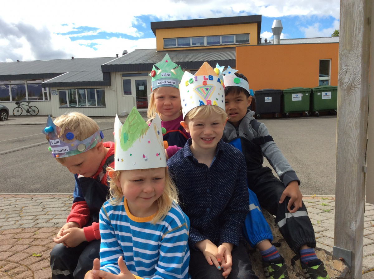 Afmælisbörn júlí á Kátakoti og Hólakoti