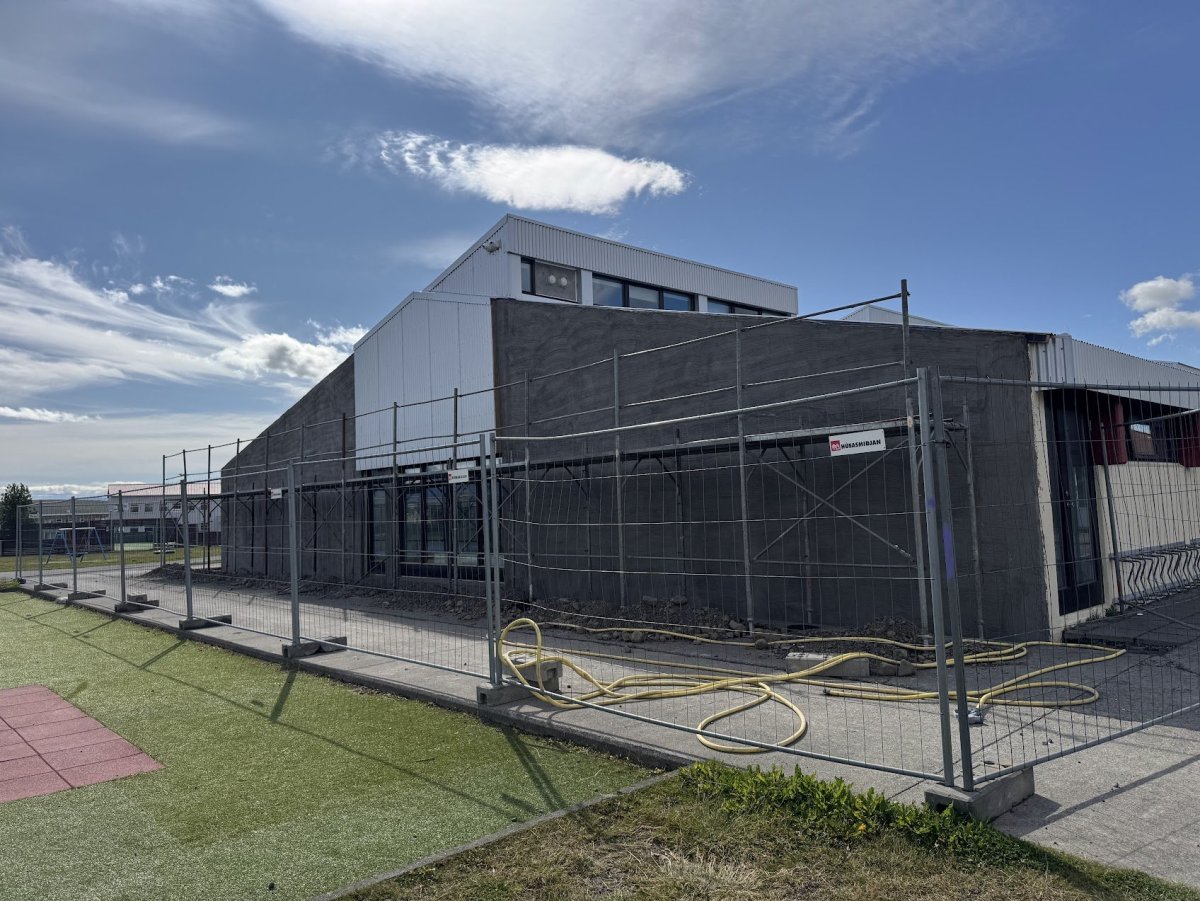 Opinn fundur með verktökum