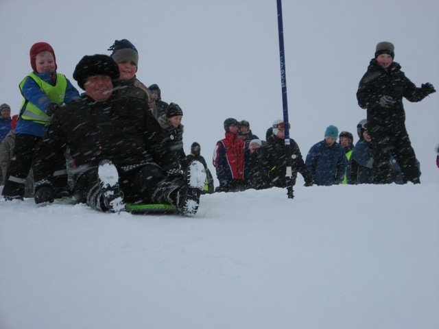Vetrarleikar haldnir með pompi og prakt