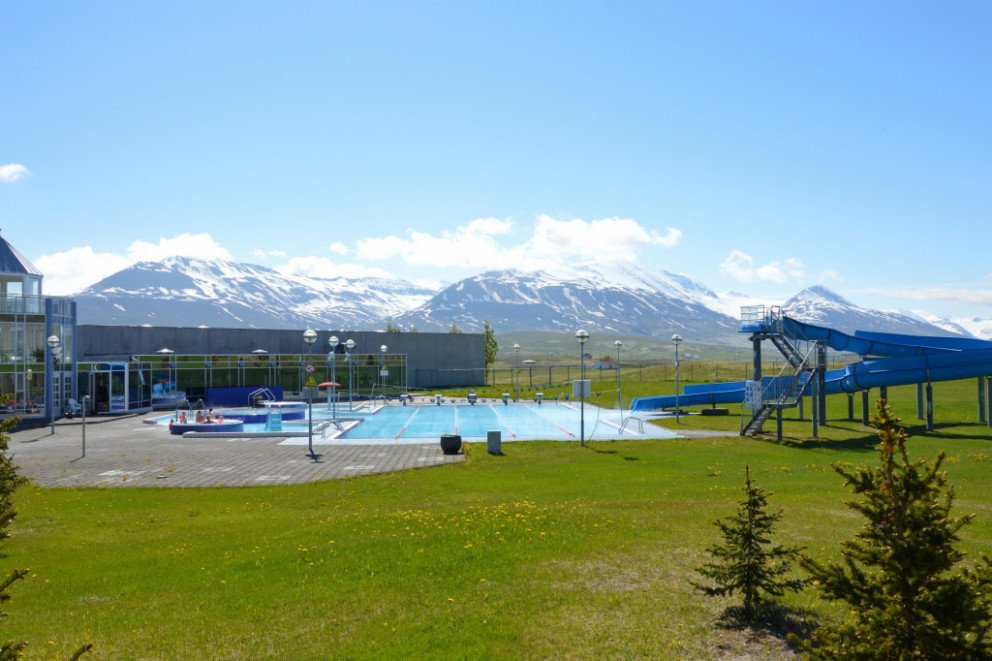 Íþróttamiðstöðin og sundlaugin opna þriðjudaginn 1. ágúst kl. 16:00