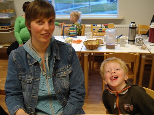 Konudagskaffi á föstudaginn