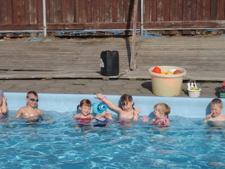 Fiðrildahópur í sundkennslu hjá Helenu :-)