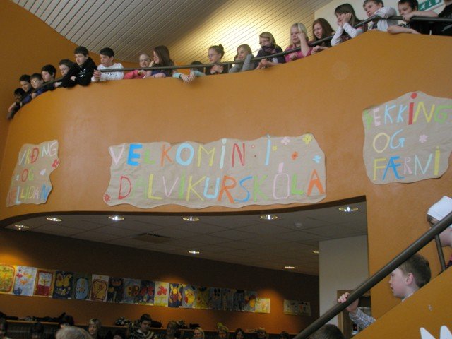 Forseti Íslands í heimsókn í dag