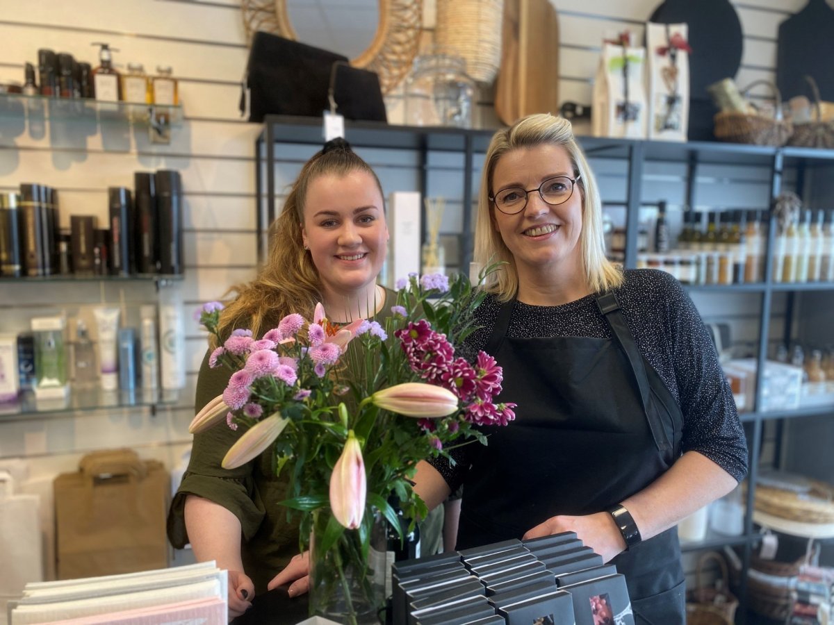 Súsanna Svansdóttir og Auður Helgadóttir