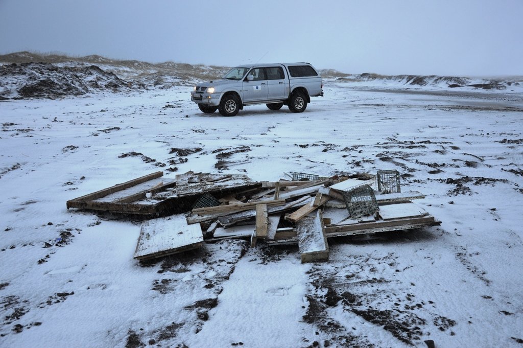 Rusl í óskilum –hundaskítur og fleira