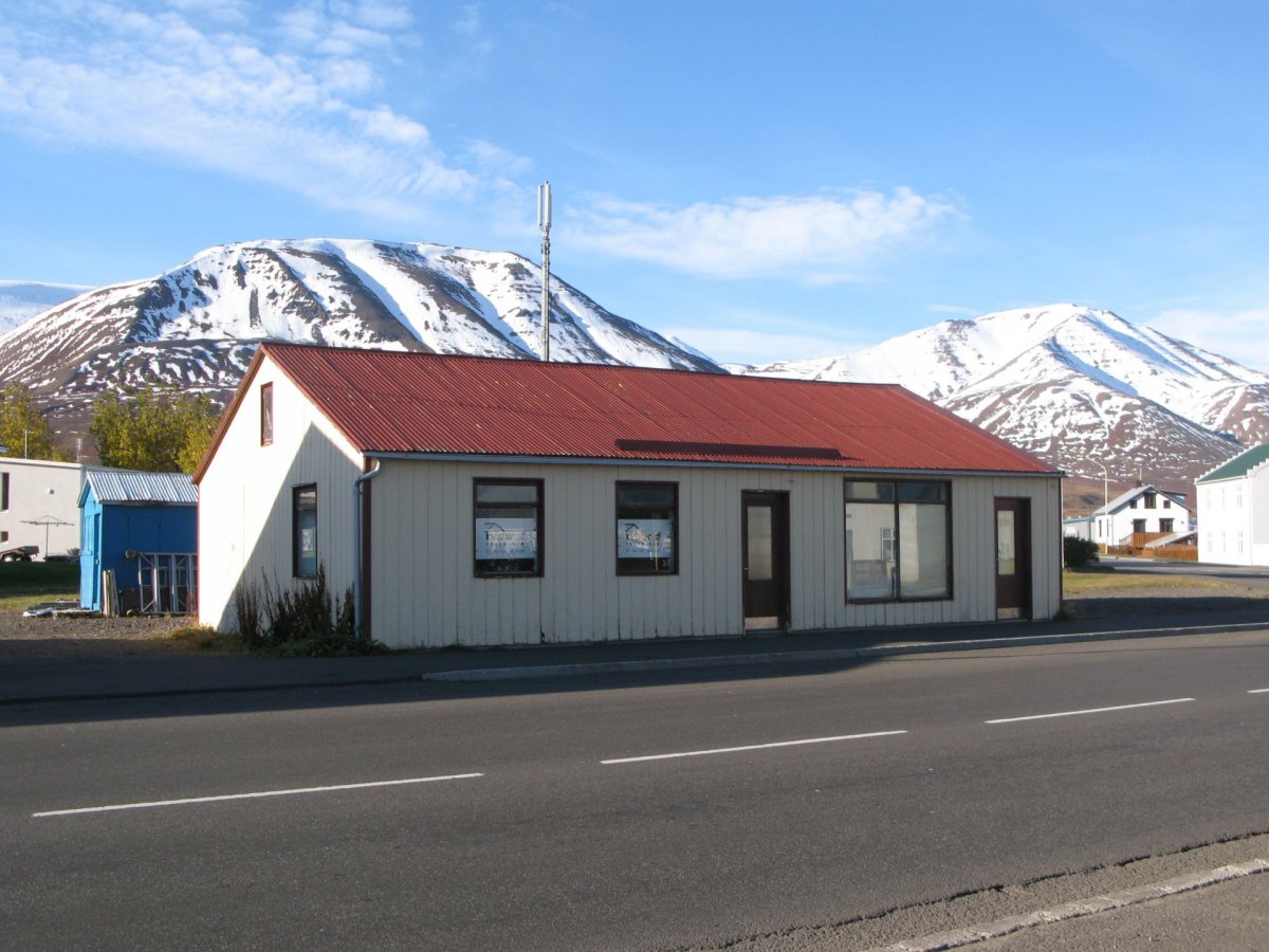 Umhverfis- og tæknisvið Dalvíkurbyggðar óskar eftir tilboði í niðurrif á fasteigninni Skíðabraut 2, …