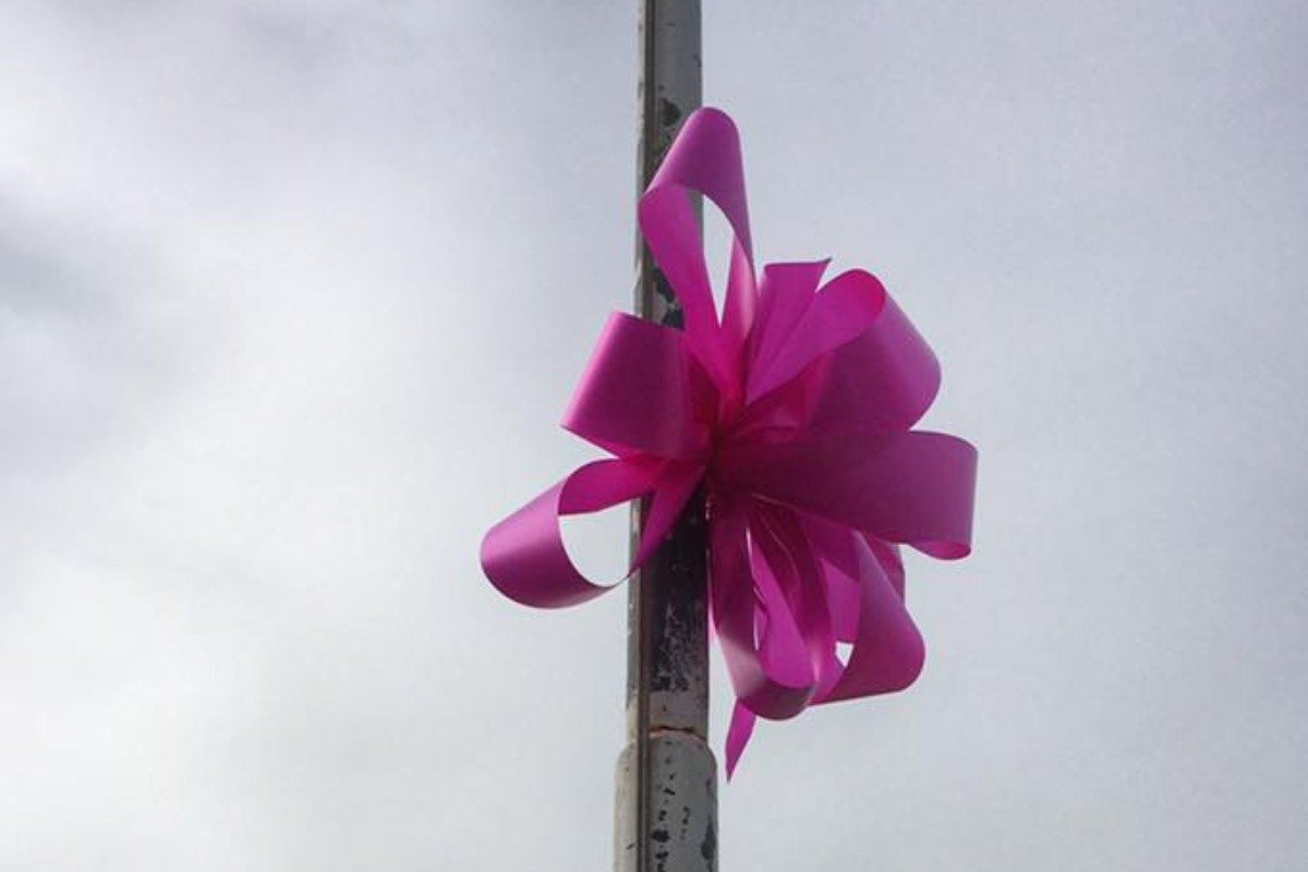 Lionsklúbburinn Sunna selur bleikar slaufur