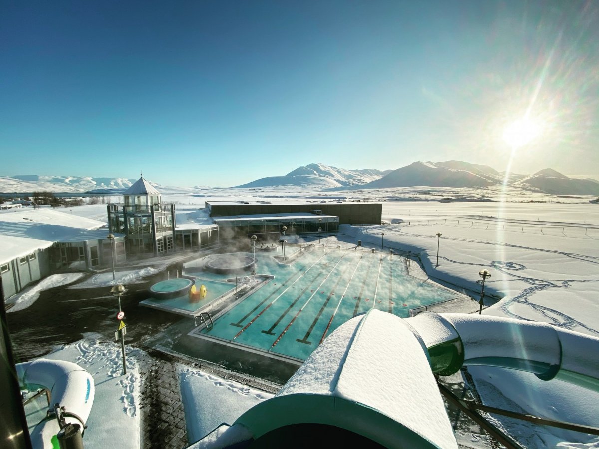 Sumarafleysingar í íþróttamiðstöð