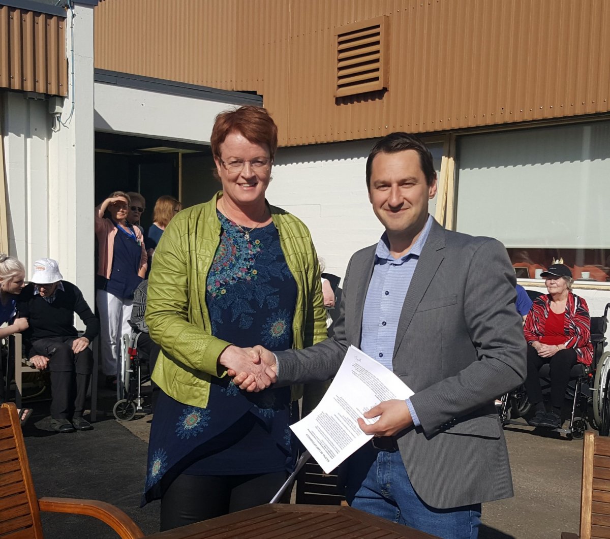 Undirritun málefna- og samstarfssamnings B-lista og D-lista