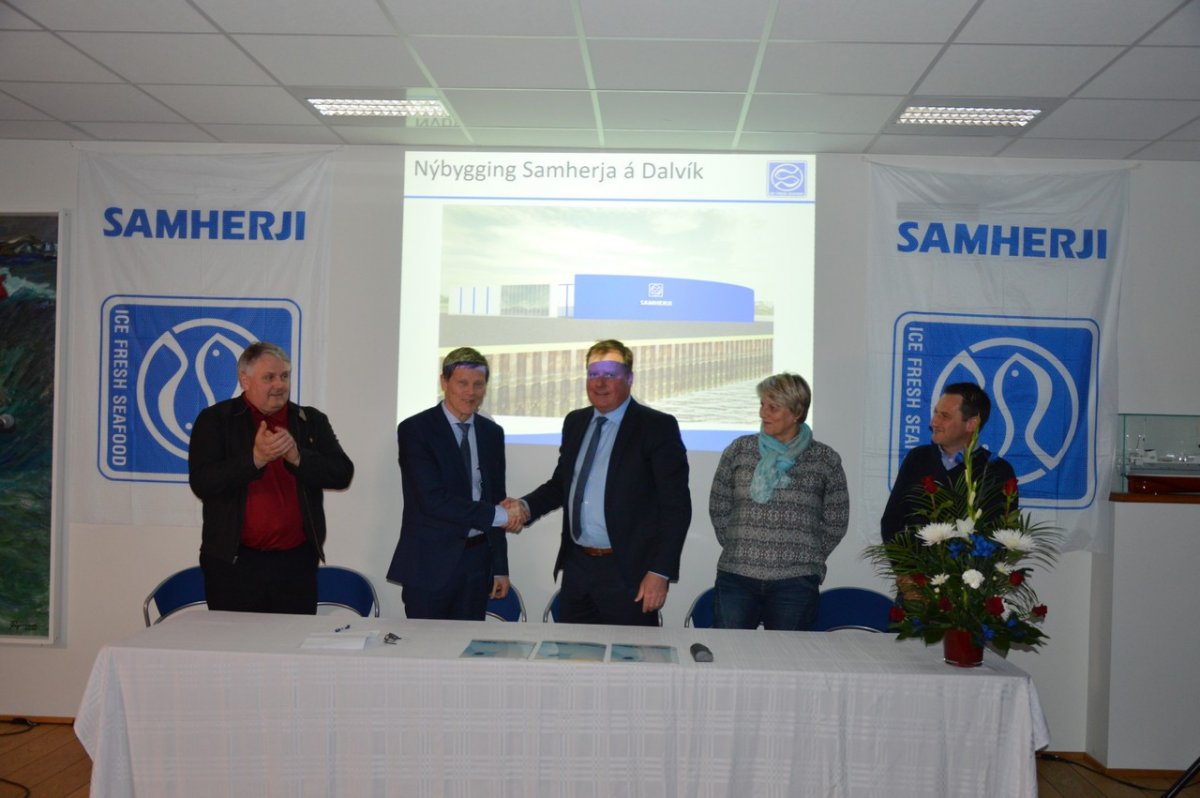 Undirritun lóðaleigusamnings - Samherji byggir nýja og fullkomnari landvinnslu á Dalvík