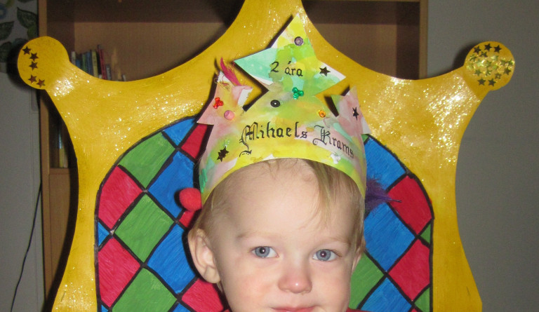 Mihaels 2 ára