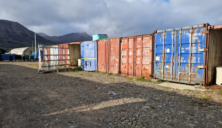 Dalvíkurbyggð auglýsir eftir eigendum gáma og annarra lausafjármuna