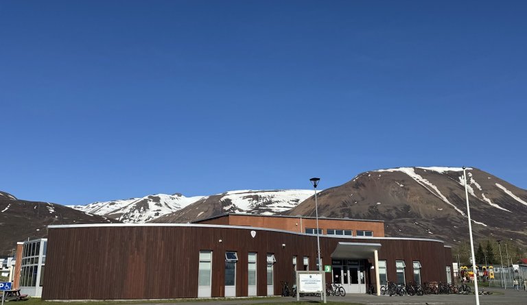 Þrjú spennandi störf laus til umsóknar í Dalvíkurskóla.