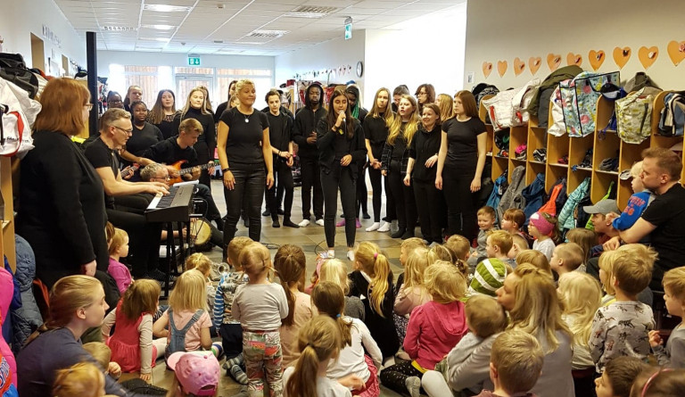 Norskur kór í heimsókn