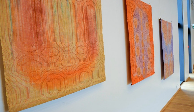 Textíll í Bergi - sýning opnar í dag