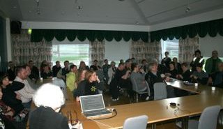 Fjölmenni á kynningarfundi um Húsabakka