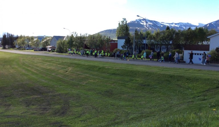 Skrúðganga og sumargleði Krílakots