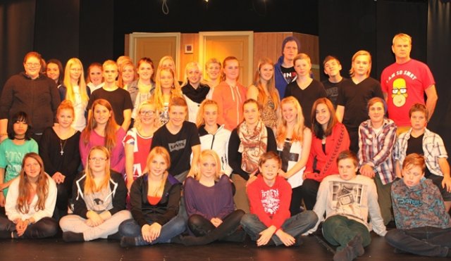 Sýningar leiklistarhóps í Ungó falla niður í dag vegna veðurs